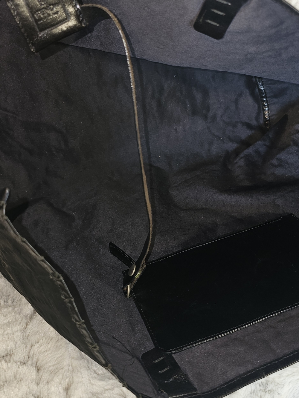 Fendi Black FF Logo Tote - Picture 10 of 15